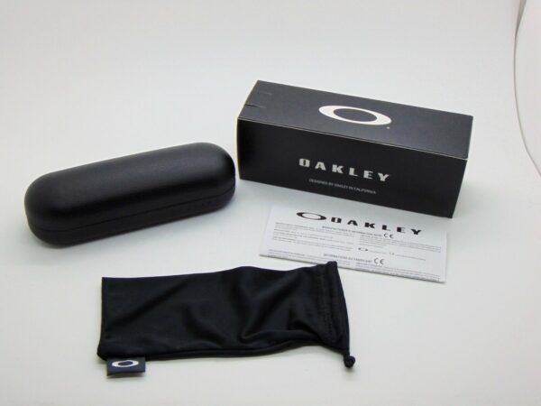 Oakley OO9232-0258 - Image 2